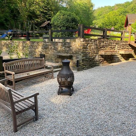 Le Gite Des Platanes Spa Exterior foto